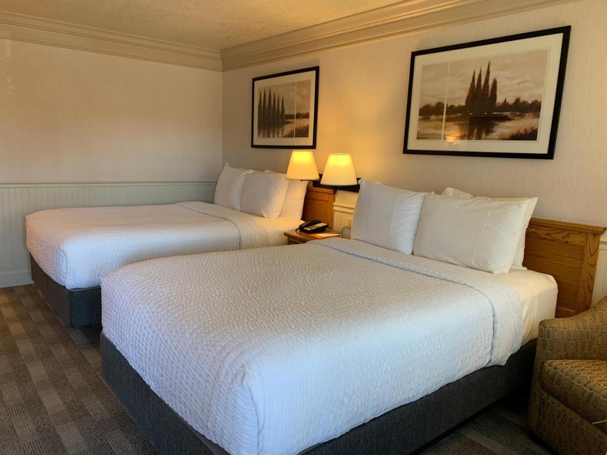 Coachman Inn Oak Harbor Esterno foto