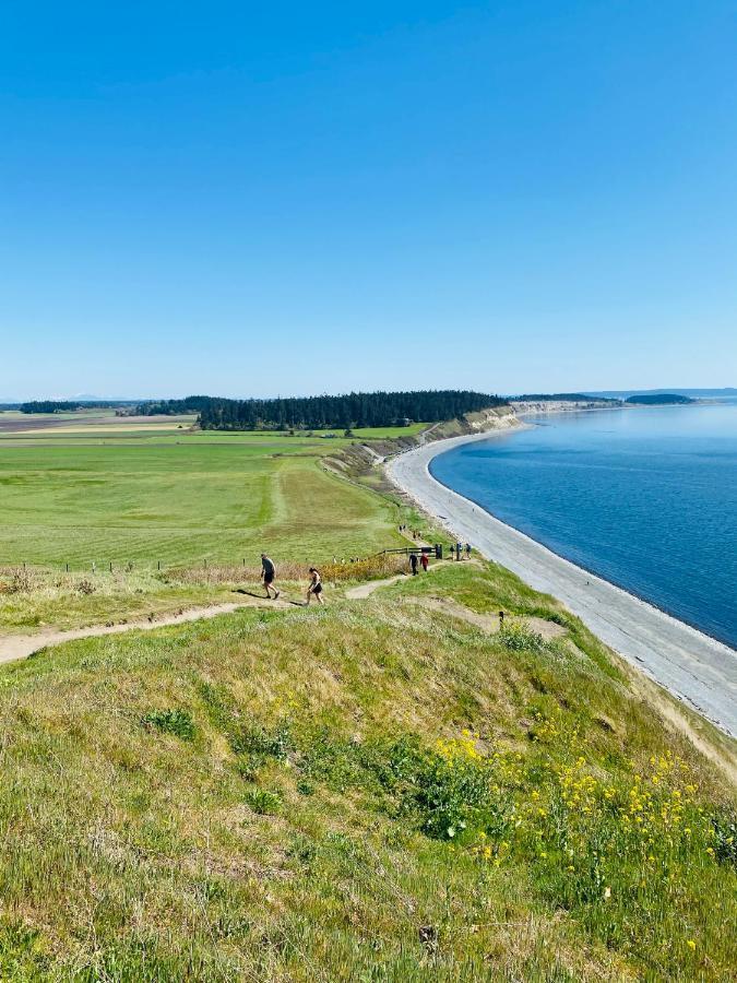 Coachman Inn Oak Harbor Esterno foto