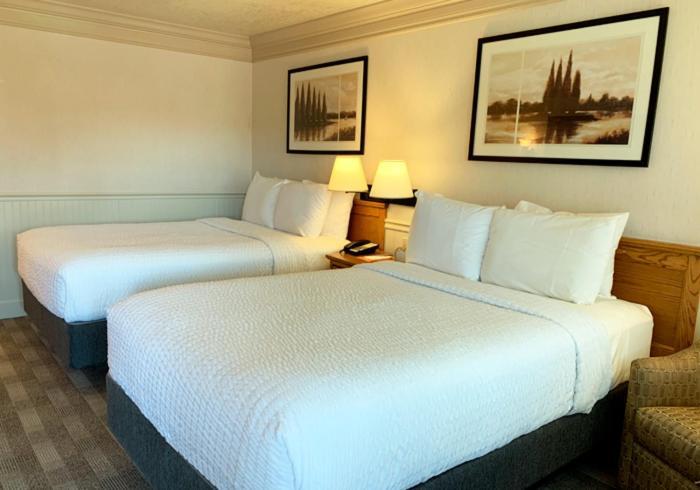 Coachman Inn Oak Harbor Esterno foto